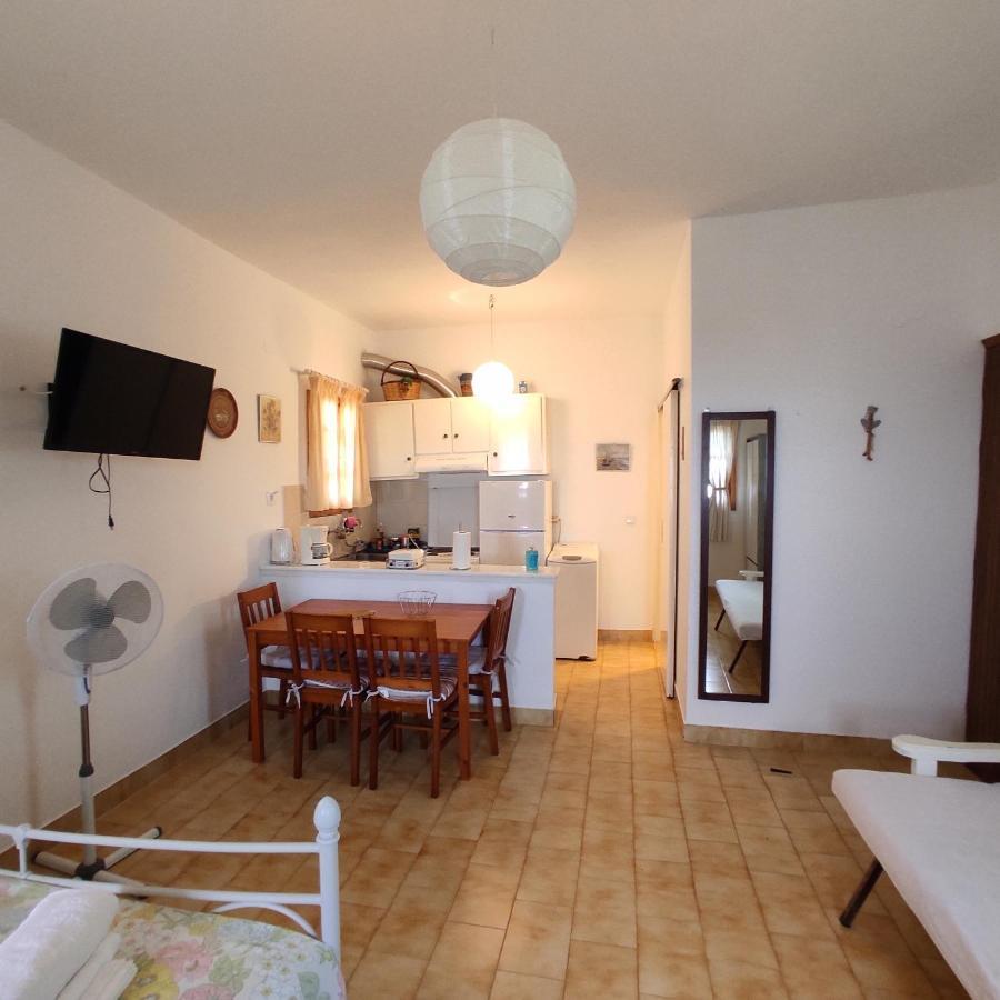 Potis House Apartment Areopoli Exterior photo
